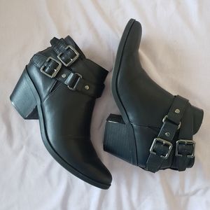Guess Booties